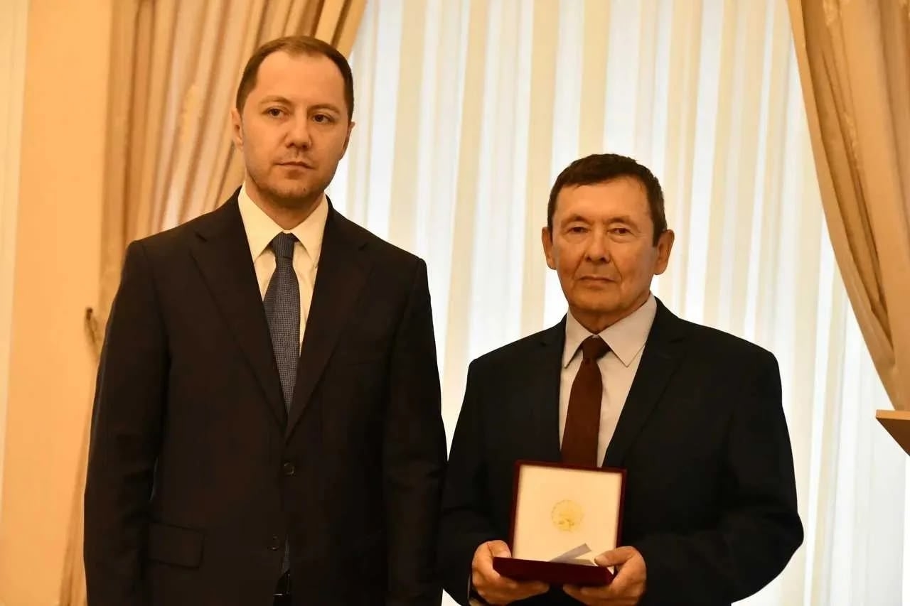 Поздравляем с заслуженной наградой!