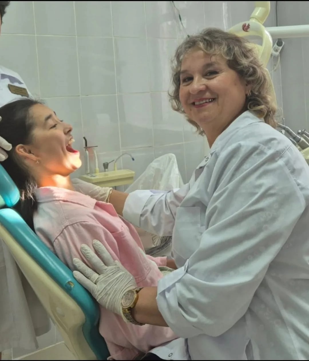 Рубрика «Хайбуллинский район: медицина в лицах и датах». Наша землячка — мастер здоровых улыбок: история Людмилы