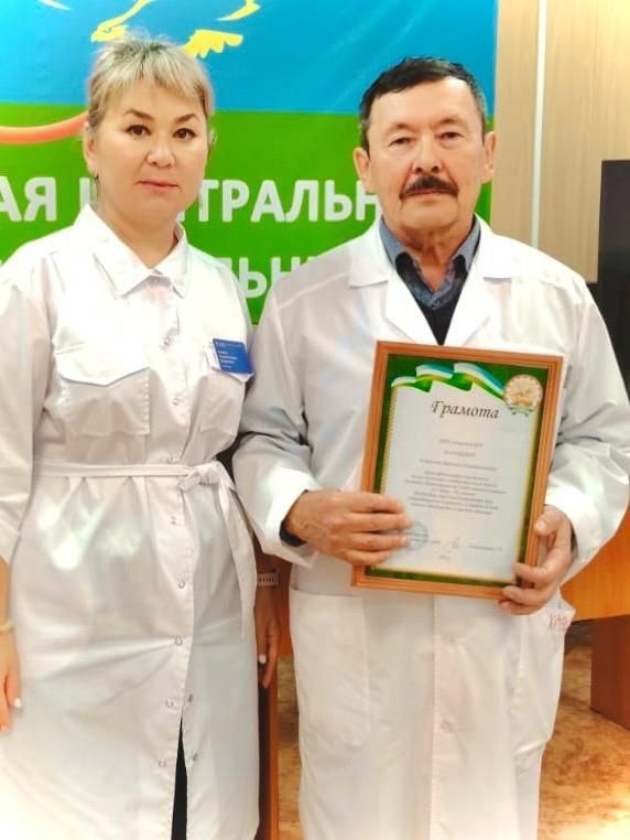От всей души поздравляем уважаемого врача-рентгенолога, фтизиатра Мидхата Шарифьяновича Кидрасова